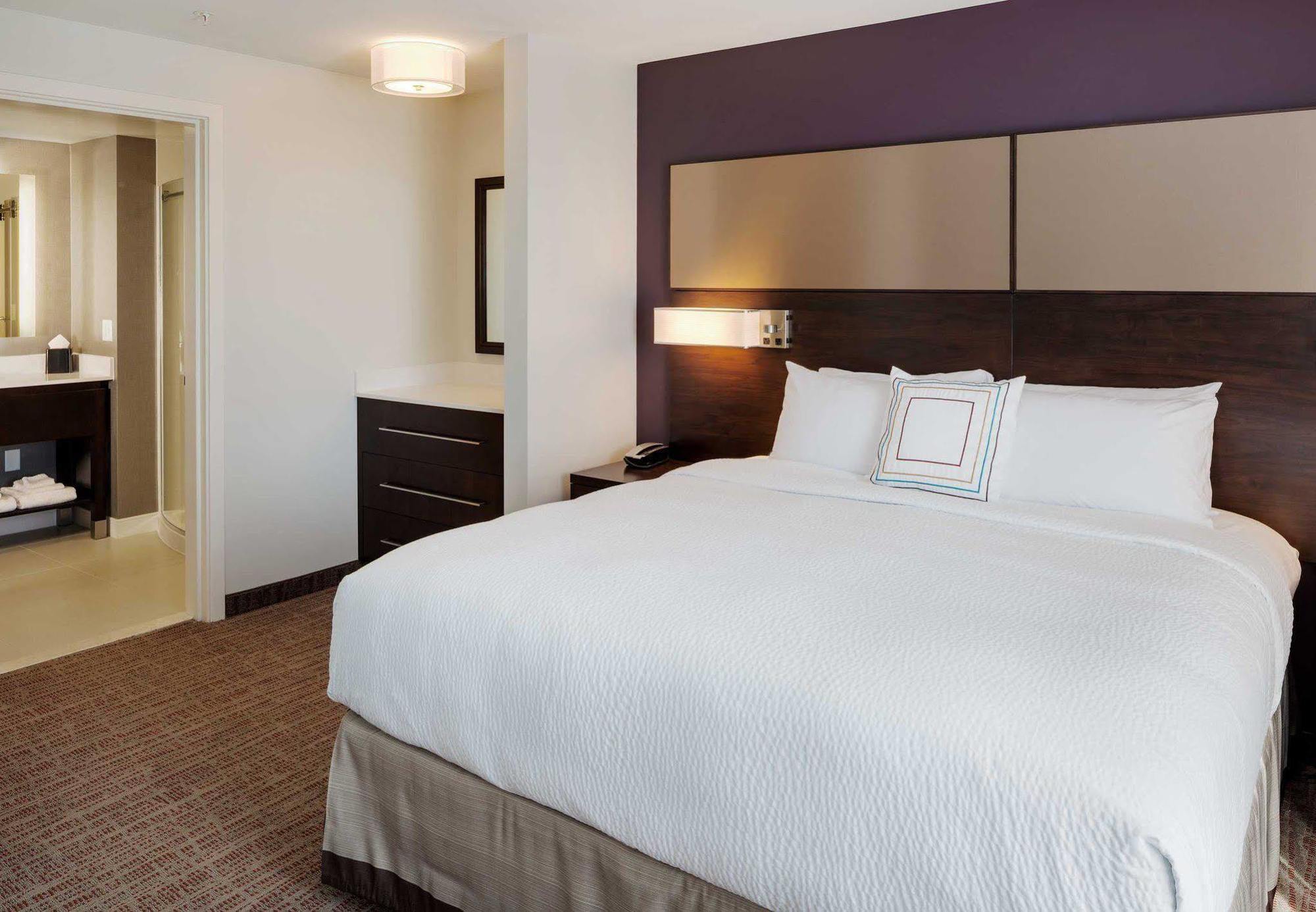 Hotel By Marriott Bangor